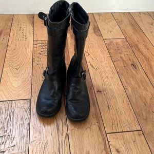 Reaction by Keneth Cole boots